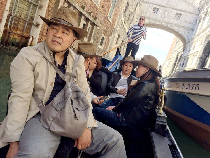 容聲集成吊頂經(jīng)銷商歐洲游